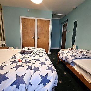 Familien-Zimmer